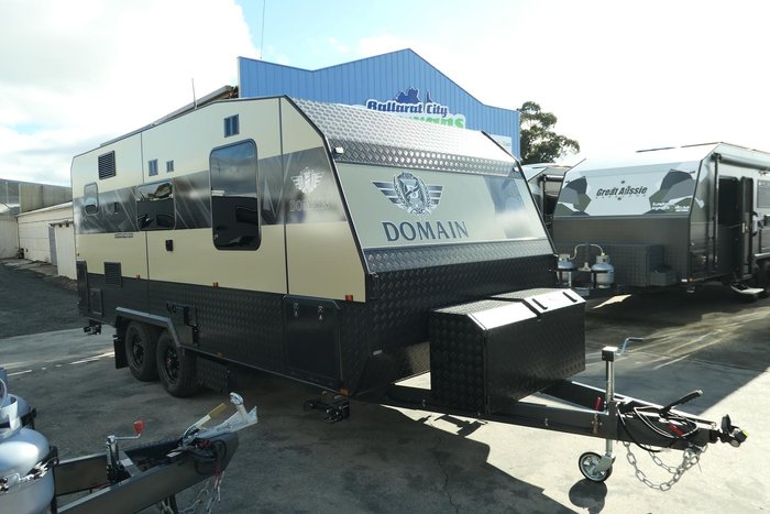 2025 Domain Whiteline