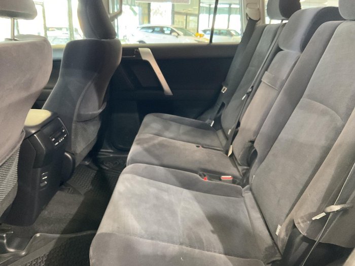 2023 Toyota Landcruiser Prado GXL