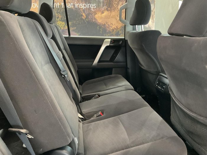 2023 Toyota Landcruiser Prado GXL