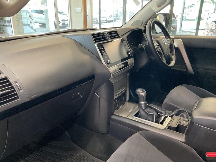 2023 Toyota Landcruiser Prado GXL