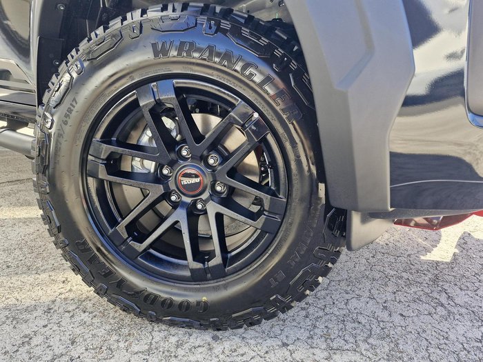2024 Isuzu D-MAX BLADE