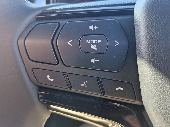 2024 Isuzu D-MAX BLADE