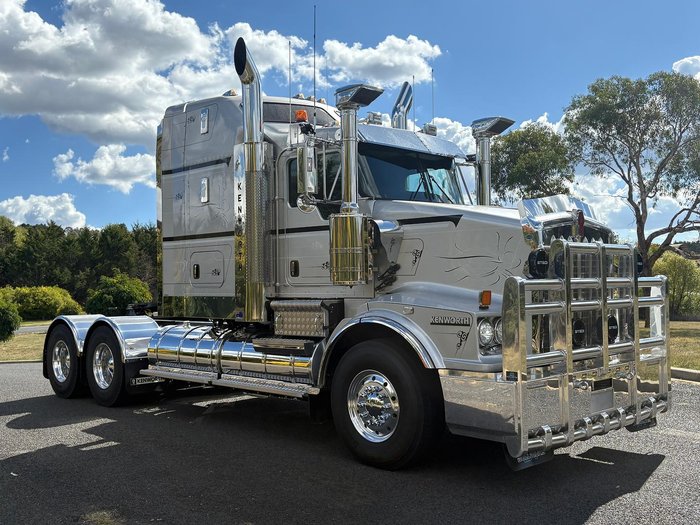 2024 Kenworth T659 Silver