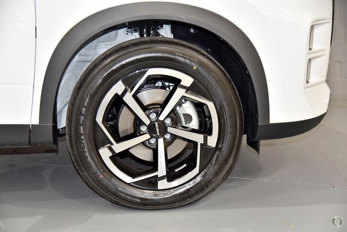 2025 Jaecoo J7 Track