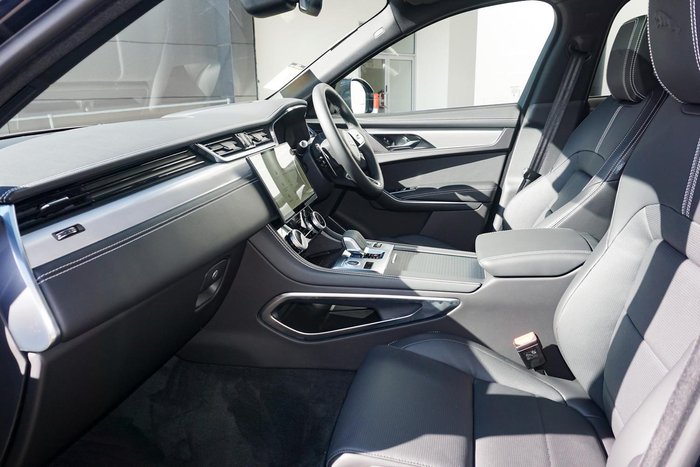 2024 Jaguar F-PACE P250 R-Dynamic S