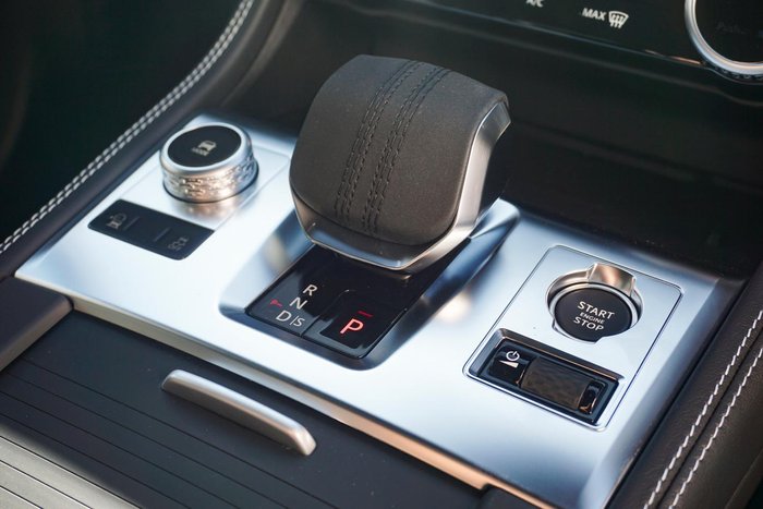 2024 Jaguar F-PACE P250 R-Dynamic S