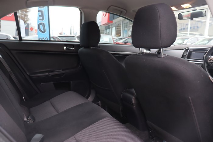 2017 Mitsubishi Lancer