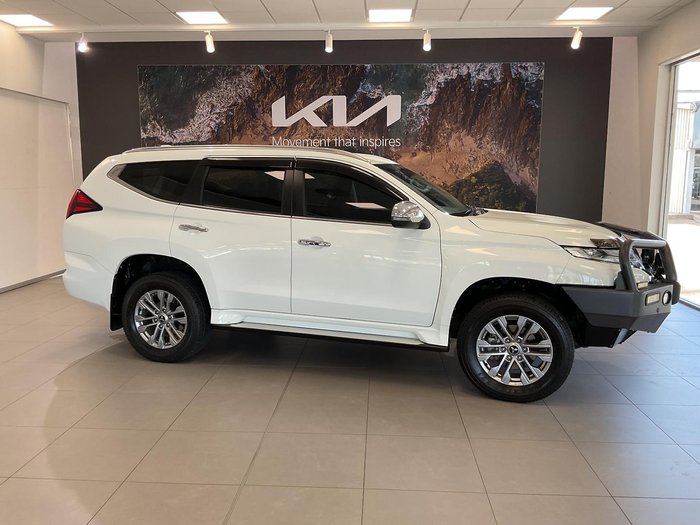 2020 Mitsubishi Pajero Sport GLX