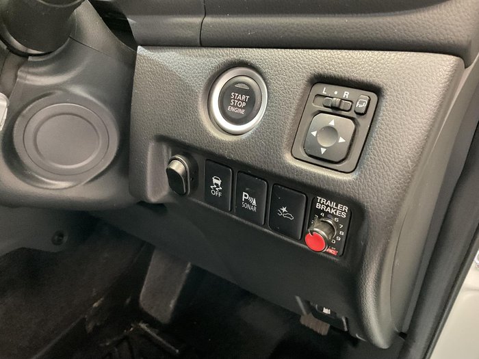 2020 Mitsubishi Pajero Sport GLX