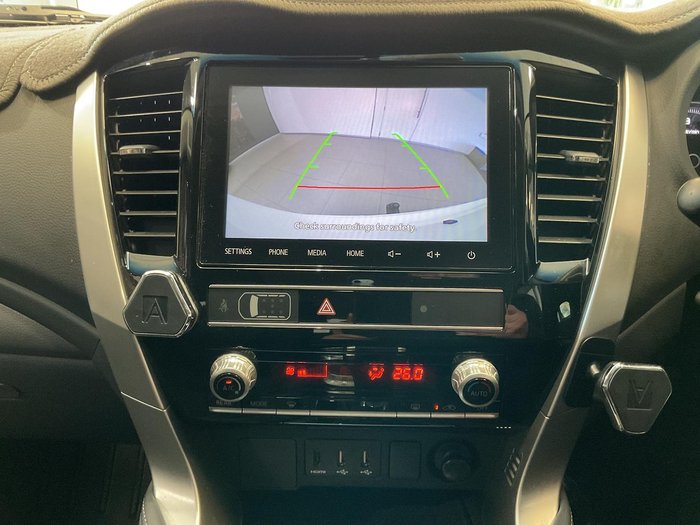 2020 Mitsubishi Pajero Sport GLX