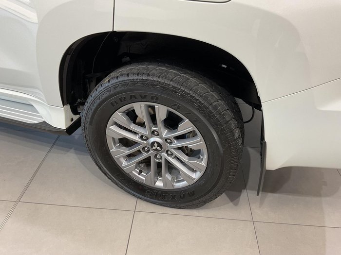 2020 Mitsubishi Pajero Sport GLX