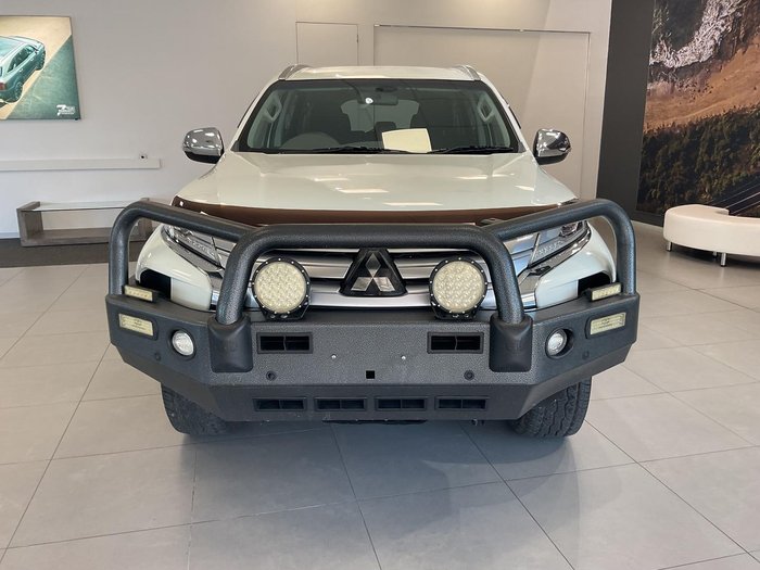 2020 Mitsubishi Pajero Sport GLX