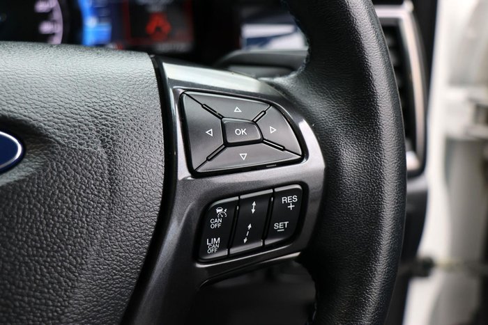 2020 Ford Everest Sport