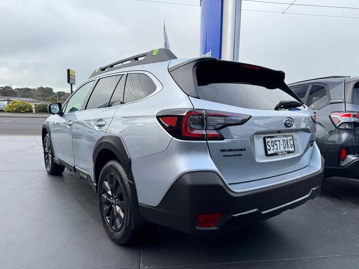 2025 Subaru Outback AWD Sport XT