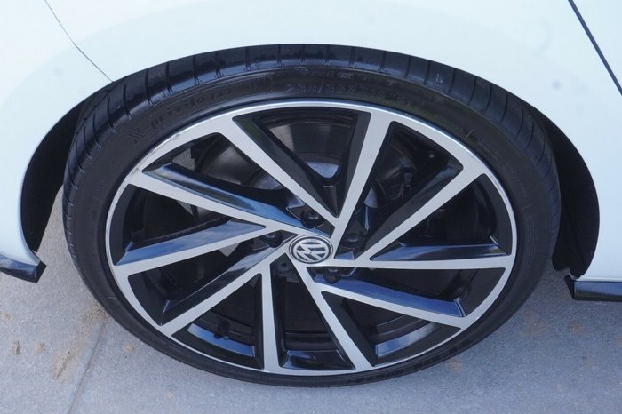 2020 Volkswagen Golf R