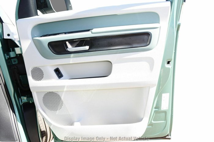 2025 Volkswagen ID. Buzz Pro BEV560