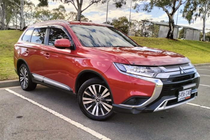 2018 Mitsubishi Outlander ES