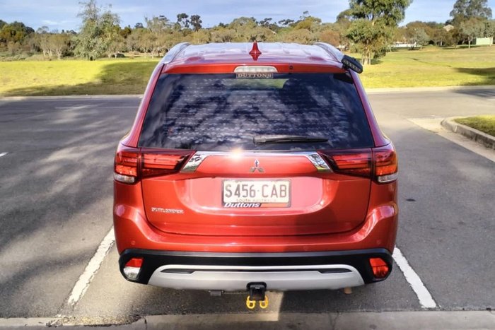 2018 Mitsubishi Outlander ES