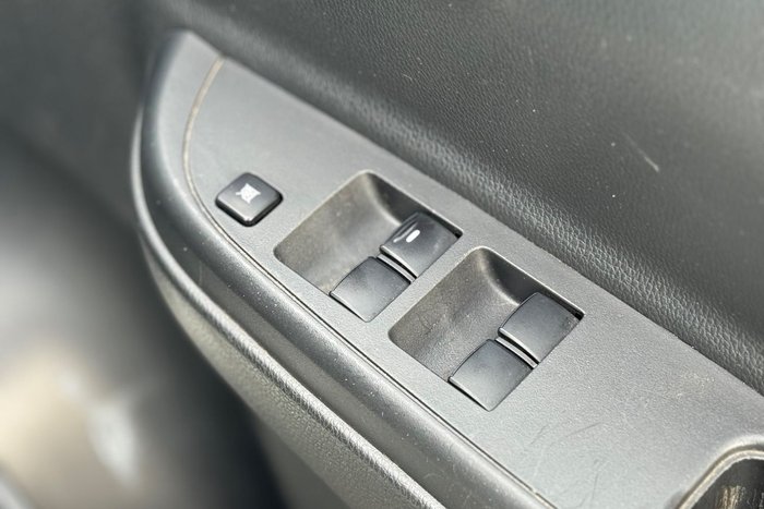 2021 Mitsubishi Triton GLX+