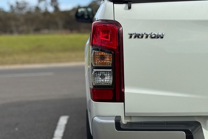 2021 Mitsubishi Triton GLX+