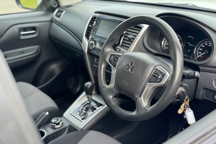 2021 Mitsubishi Triton GLX+