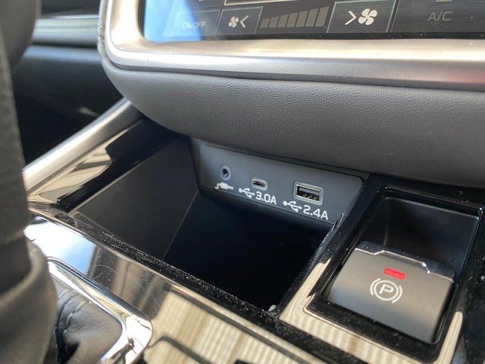 2025 Subaru Outback AWD Sport XT