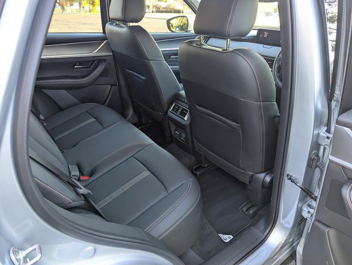 2024 Mazda CX-60 G40e Evolve