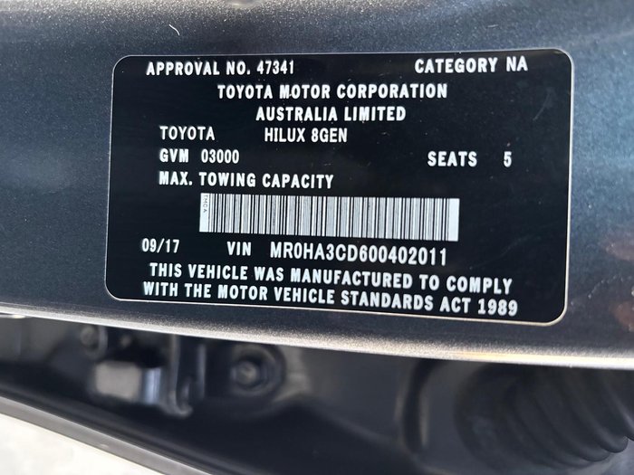 2017 Toyota Hilux SR5