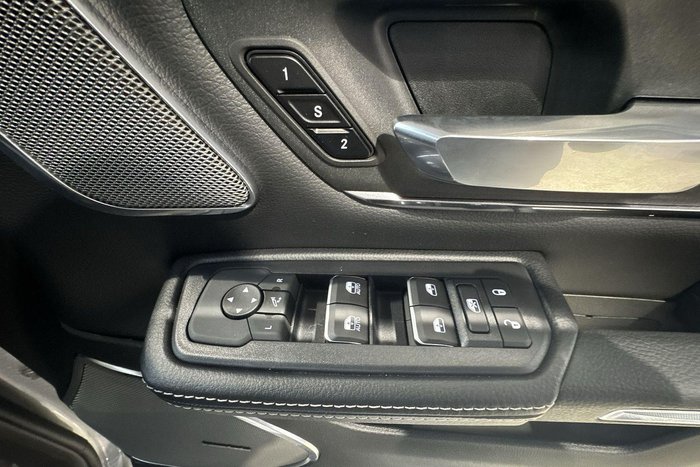 2025 RAM 1500 Laramie Sport Hurricane SO RamBox