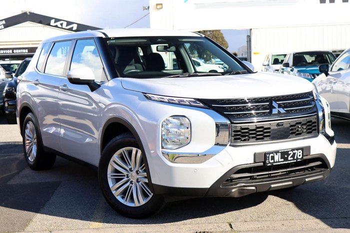 2024 Mitsubishi Outlander ES ZM MY24 White