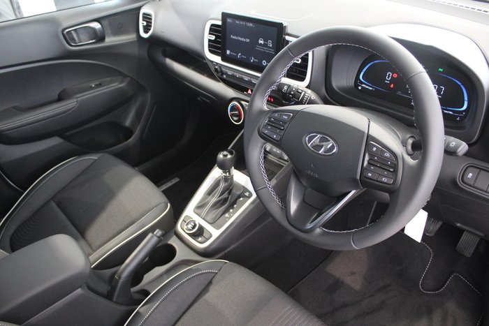 2025 Hyundai Venue Active