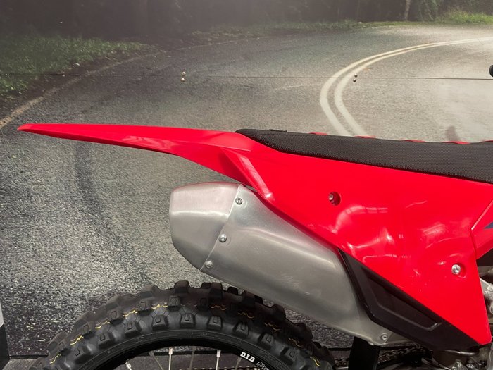 2024 Honda CRF450R Red
