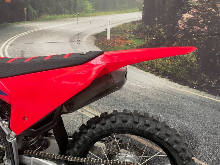 2024 Honda CRF450R Red