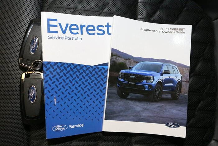 2024 Ford Everest Platinum