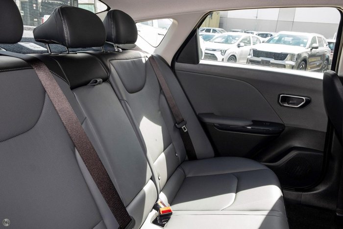 2025 Kia K4 Sport+