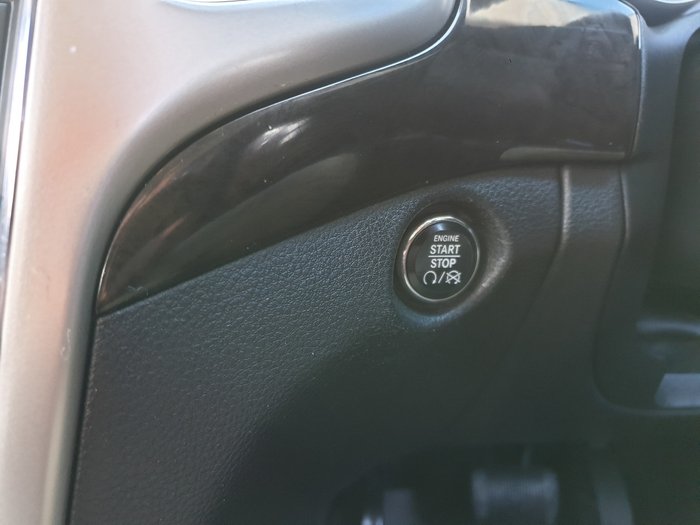 2012 Jeep Grand Cherokee Laredo (4x4)