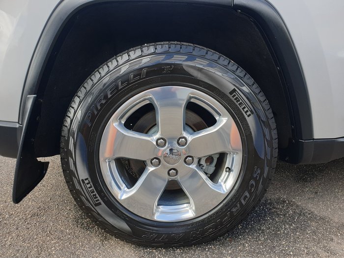2012 Jeep Grand Cherokee Laredo (4x4)