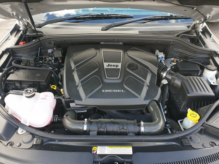 2012 Jeep Grand Cherokee Laredo (4x4)