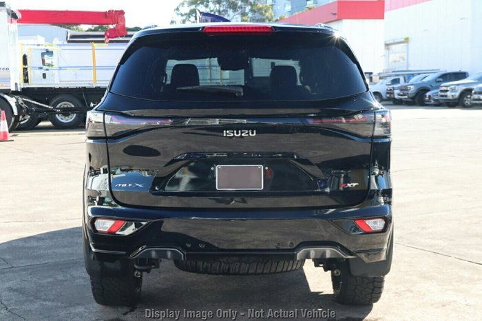 2025 Isuzu MU-X X-TERRAIN