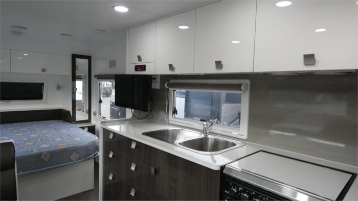 2014 Concept Belmont White