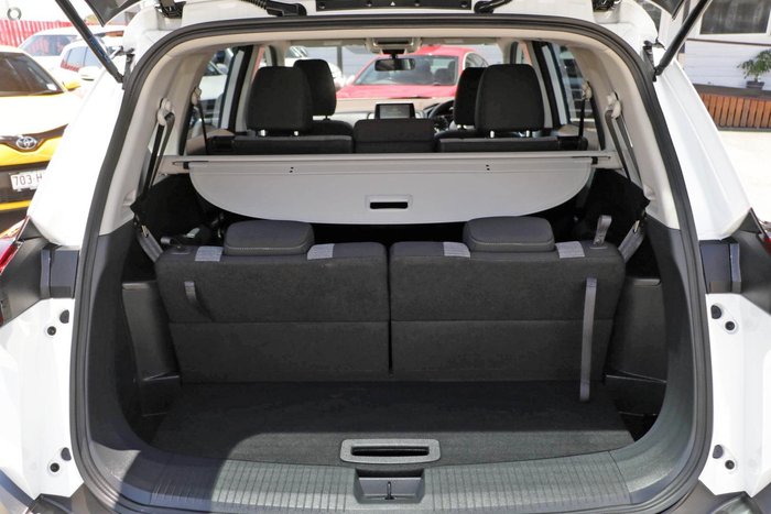 2025 Nissan X-TRAIL ST