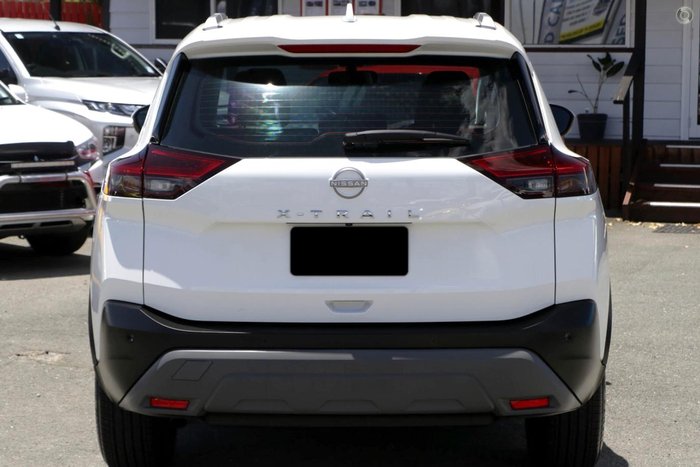 2025 Nissan X-TRAIL ST