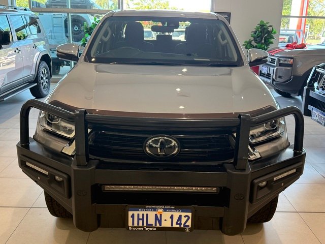 2022 Toyota Hilux 4x4 2.8L DSL D/C 6AT SR5