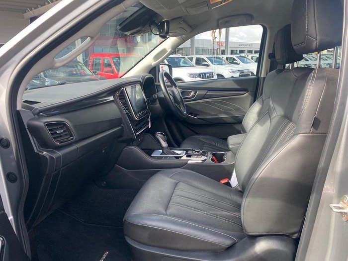 2023 Isuzu MU-X LS-T