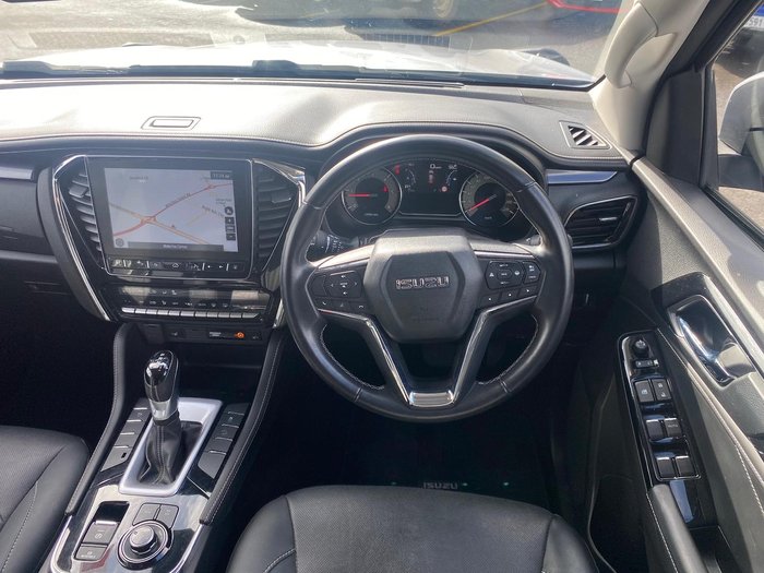 2023 Isuzu MU-X LS-T