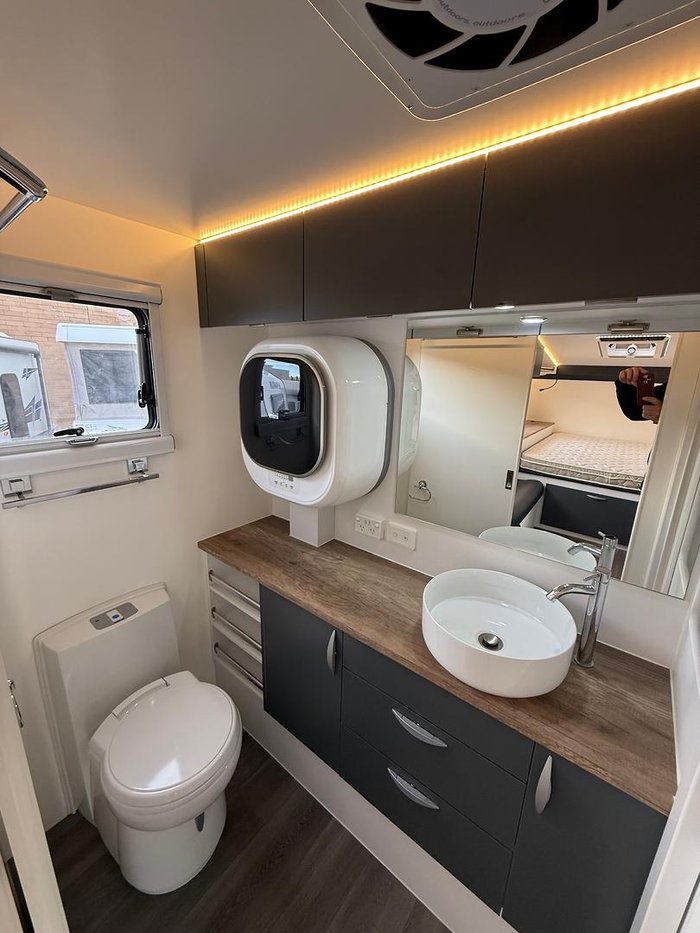 2021 Wallaroo Caravans Compact 16.6