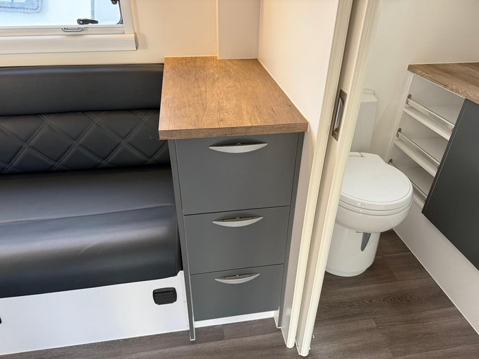 2021 Wallaroo Caravans Compact 16.6