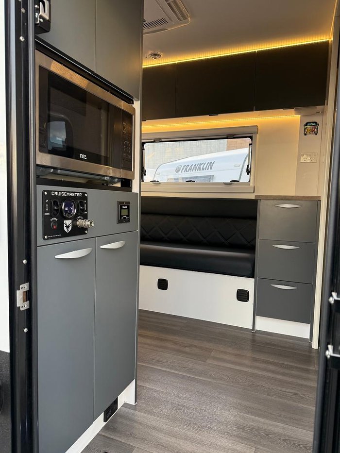 2021 Wallaroo Caravans Compact 16.6