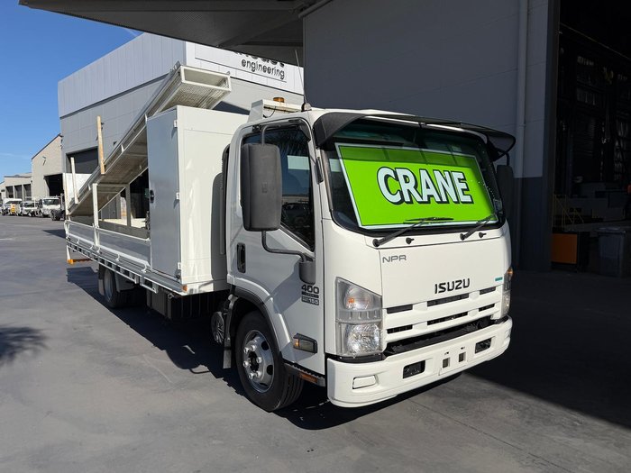 2013 Isuzu Npr 400