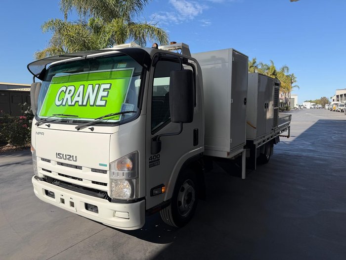 2013 Isuzu Npr 400
